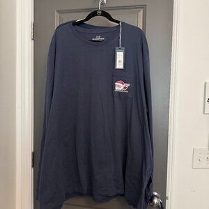 NWT Men's Vineyard Vines Happy Holidays Santa Whale Long Sleeve Tee